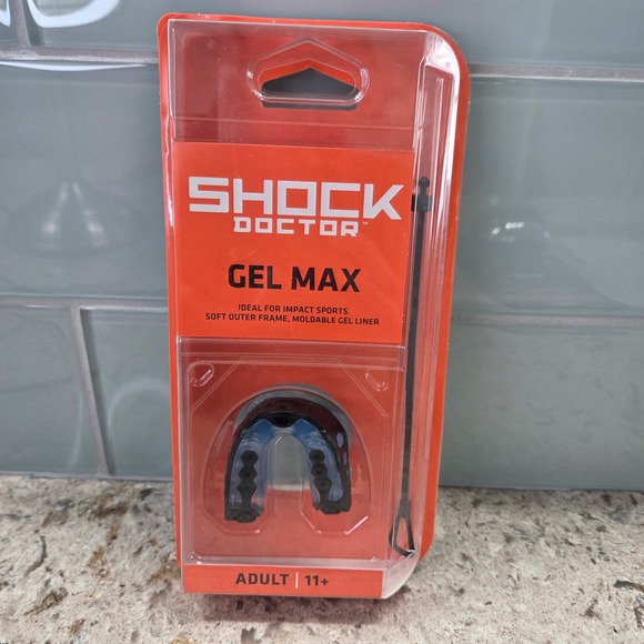 Shock Doctor Gel Max Mouthguard Adult 11+ Impact Sports Football Hockey Lacrosse - Picture 1 of 6
